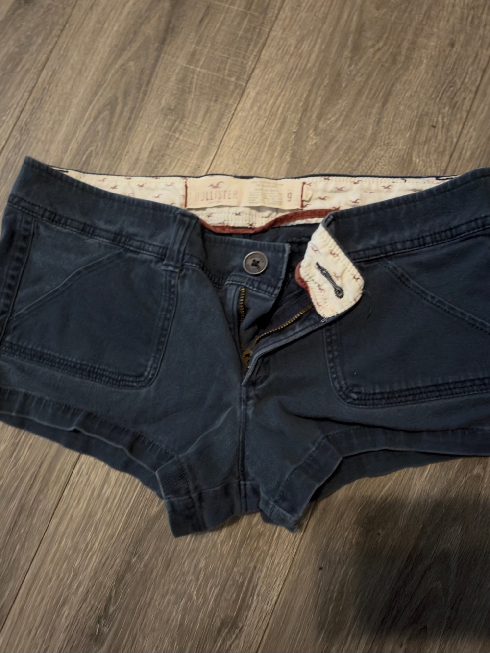 Hollister Navy Low-Rise Stretch Cotton Shorts